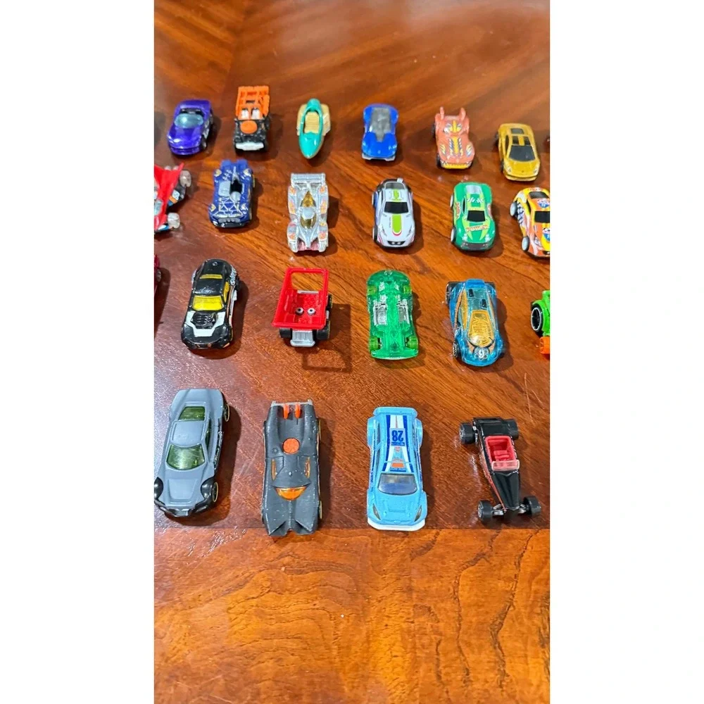 lot of 41 mixed hot wheels and other brand‎ play toy cars